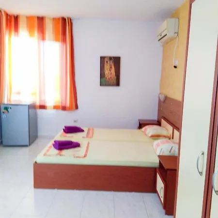 Kъща за гости прохлада 3 и 4 етаж 3*