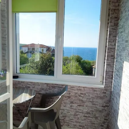 Kъща за гости прохлада 3 и 4 етаж 3* Синеморец