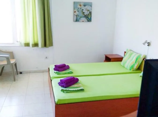 Affittacamere Kъща за гости прохлада 3 и 4 етаж Sinemoretz