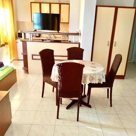 Kъща за гости прохлада 3 и 4 етаж Gæstehus 3*